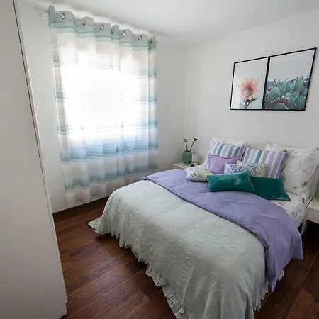 Tina Apartment *